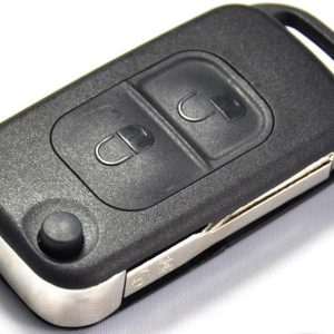 Guscio radiocomando auto Mercedes Benz W168, W638, 2 tasti, con lama HU64.
Ub. J14