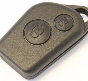 Guscio radiocomando auto Citroen Xsara Picasso, Saxo, 2 tasti, con lama SX9.
Ub. M11