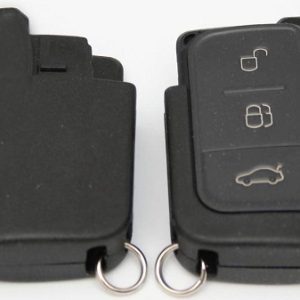 Guscio radiocomando auto Ford Focus IV, C-max, S-max, 3 tasti, senza lama.
 Ub. G19