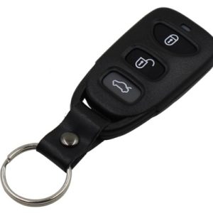 Guscio radiocomando auto Kia, 3 tasti, senza lama, con anello portachiavi.
Ub. K12